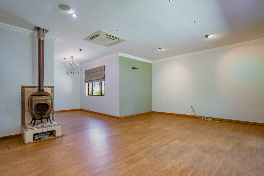 To Let 3 Bedroom Property for Rent in Vrykyk Western Cape
